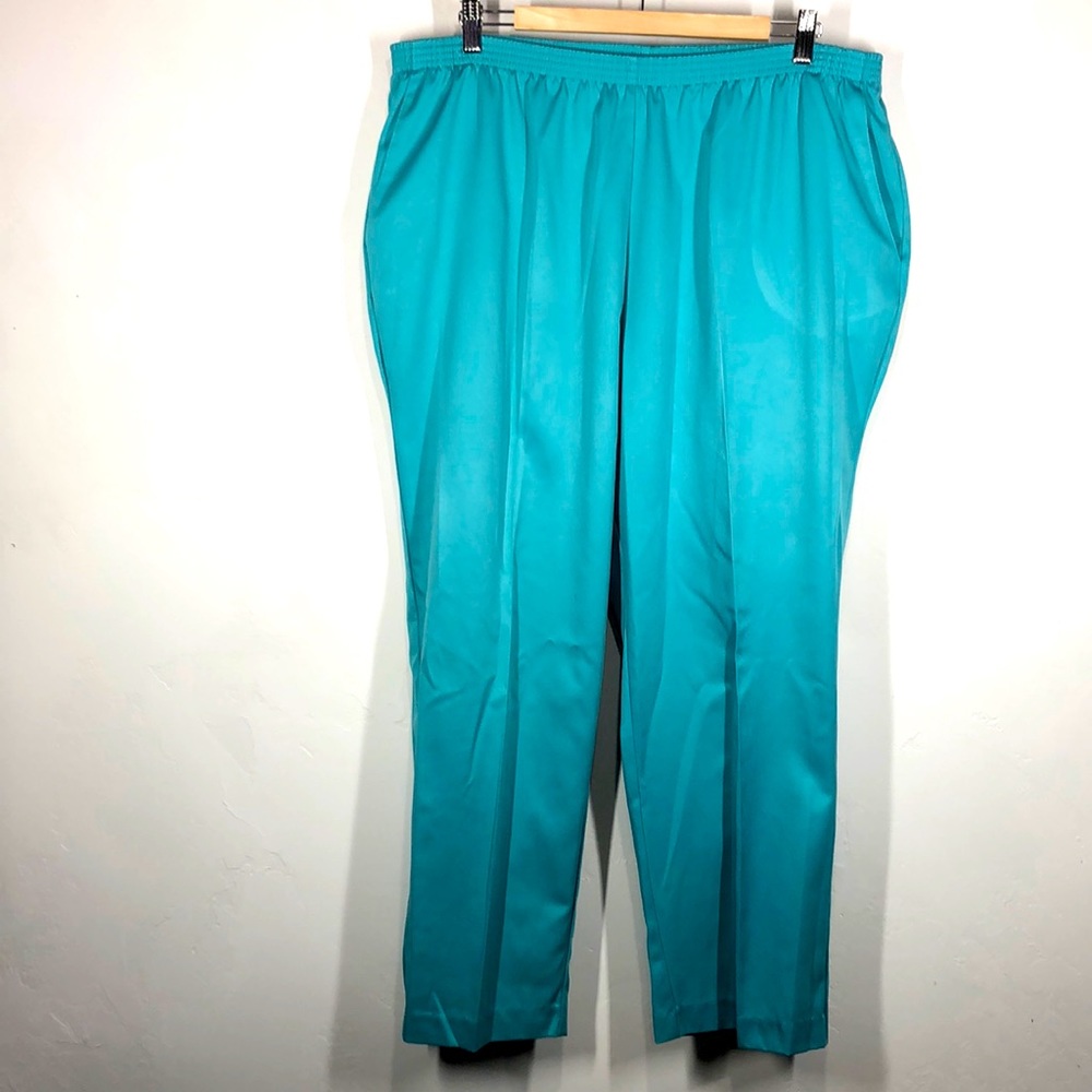 Alfred Dunner Blue Ankle Cropped Pants